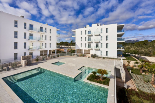 New apartment complex close to the port in Cala D'or