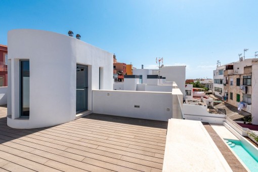 Modern, newly-built terraced house with communal pool near to the beach in El Molinar