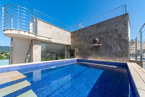 Modern duplex penthouse with private pool and spectacular views in Establiments