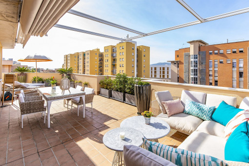 Exclusive, modern penthouse-apartment with a wonderful terrace in Portixol