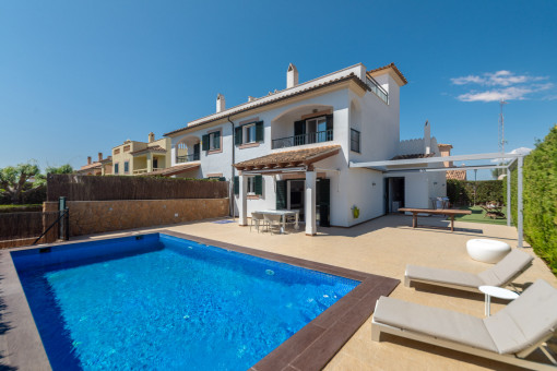 Huis in Son Veri Nou