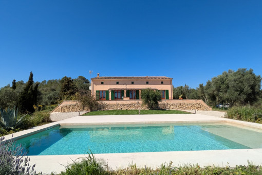 Quietly located finca with stunning views and pool near Sineu - ideal for nature lovers